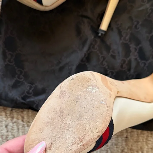 Gucci Women's White and Brown Leather Heels - Picture 4 of 6